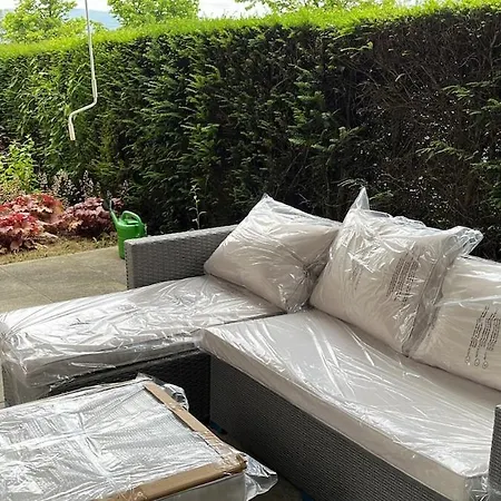 2 Bedrooms And Garden