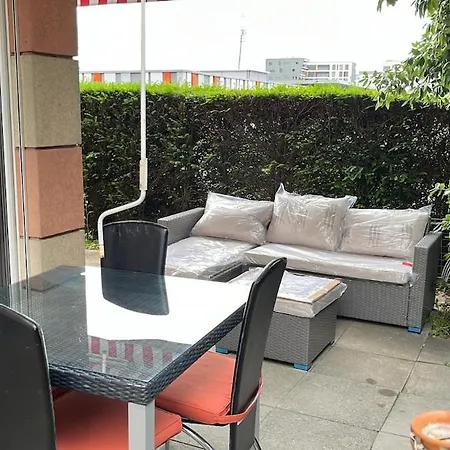 2 Bedrooms And Garden *